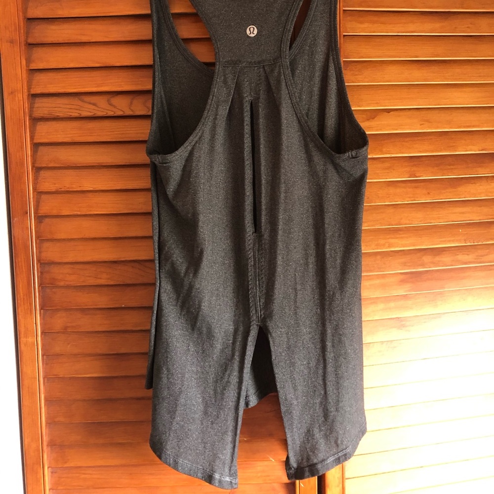 Lulu lemon Keyhole Tank Top in Gray